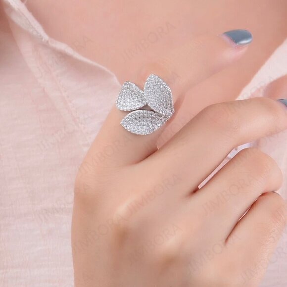 NWT 14K White Gold Plated CZ 3 Leave Statement Cocktail Ring Open Adjustable - Picture 2 of 10